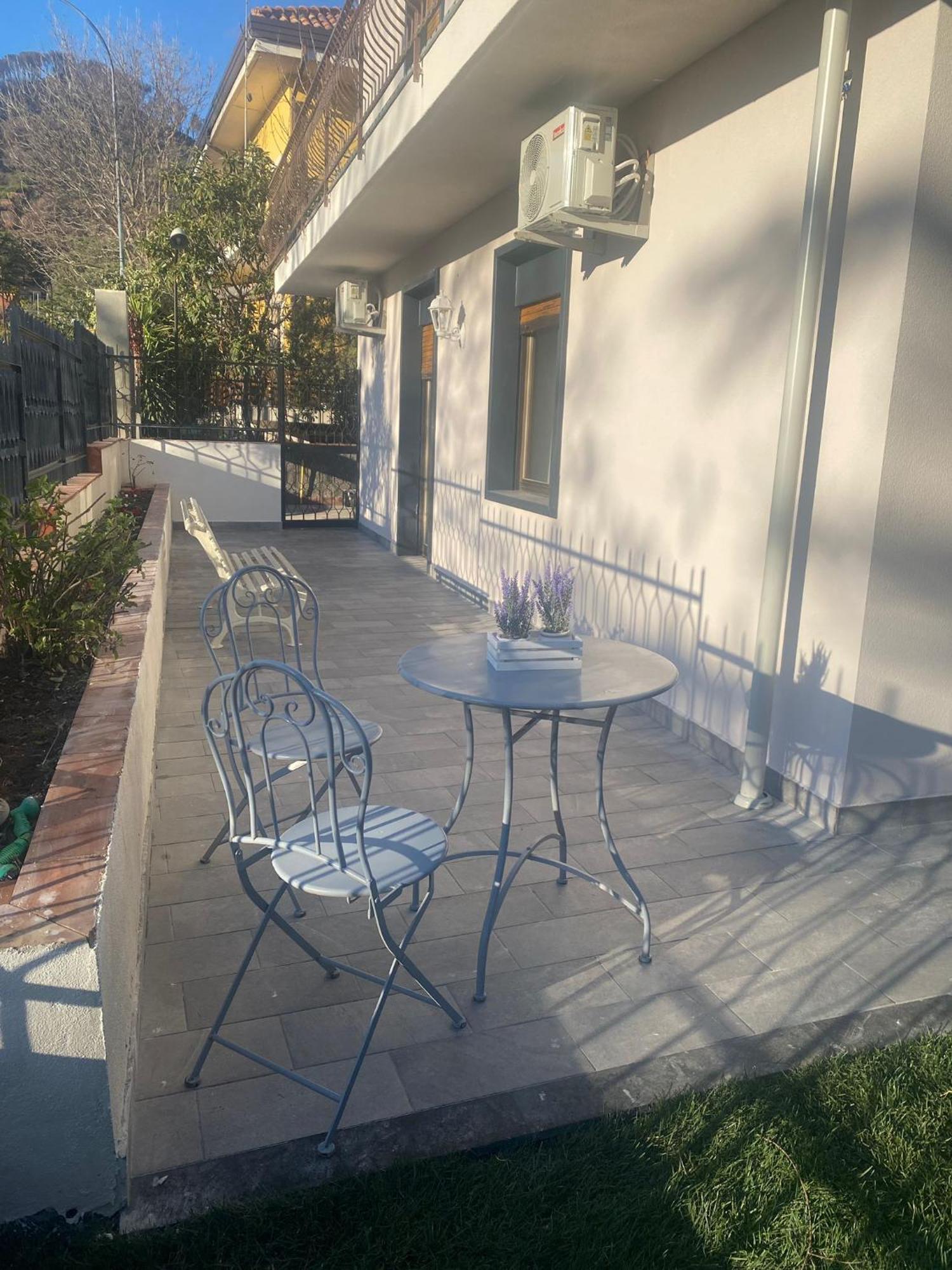 La Pigna Casa Vacanza Николози Экстерьер фото